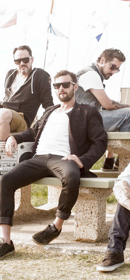 PERFECTO & MUDWEISER