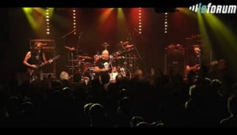 PAT McMANUS - RUNNING THE WRECKAGE